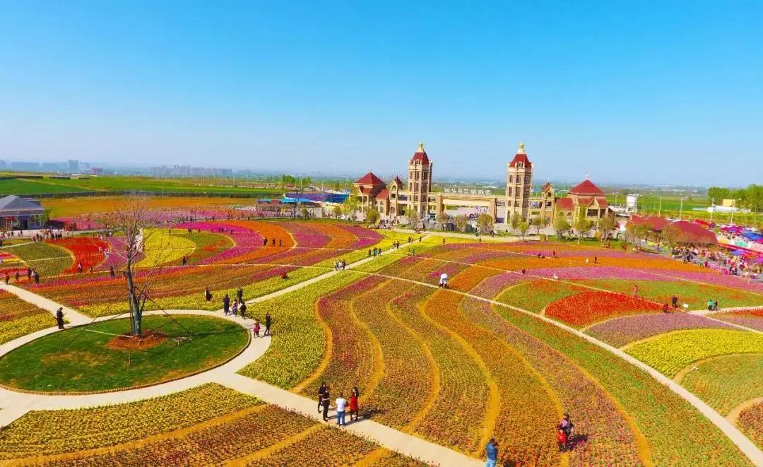 洛陽花會(huì)圖